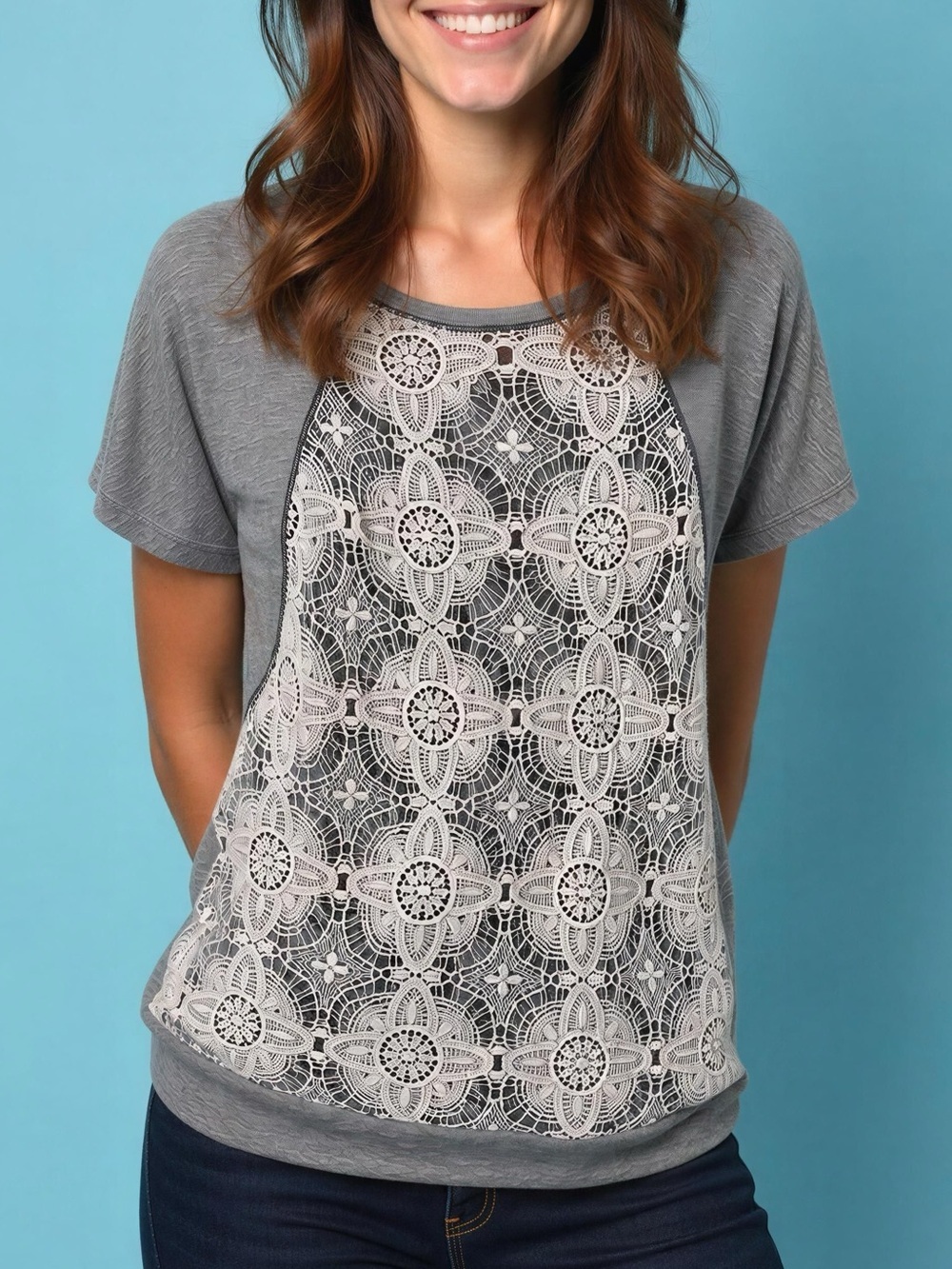 Jolt Boho Mixed Media Lace Front Raglan Top Gray & White Floral Crochet Medium